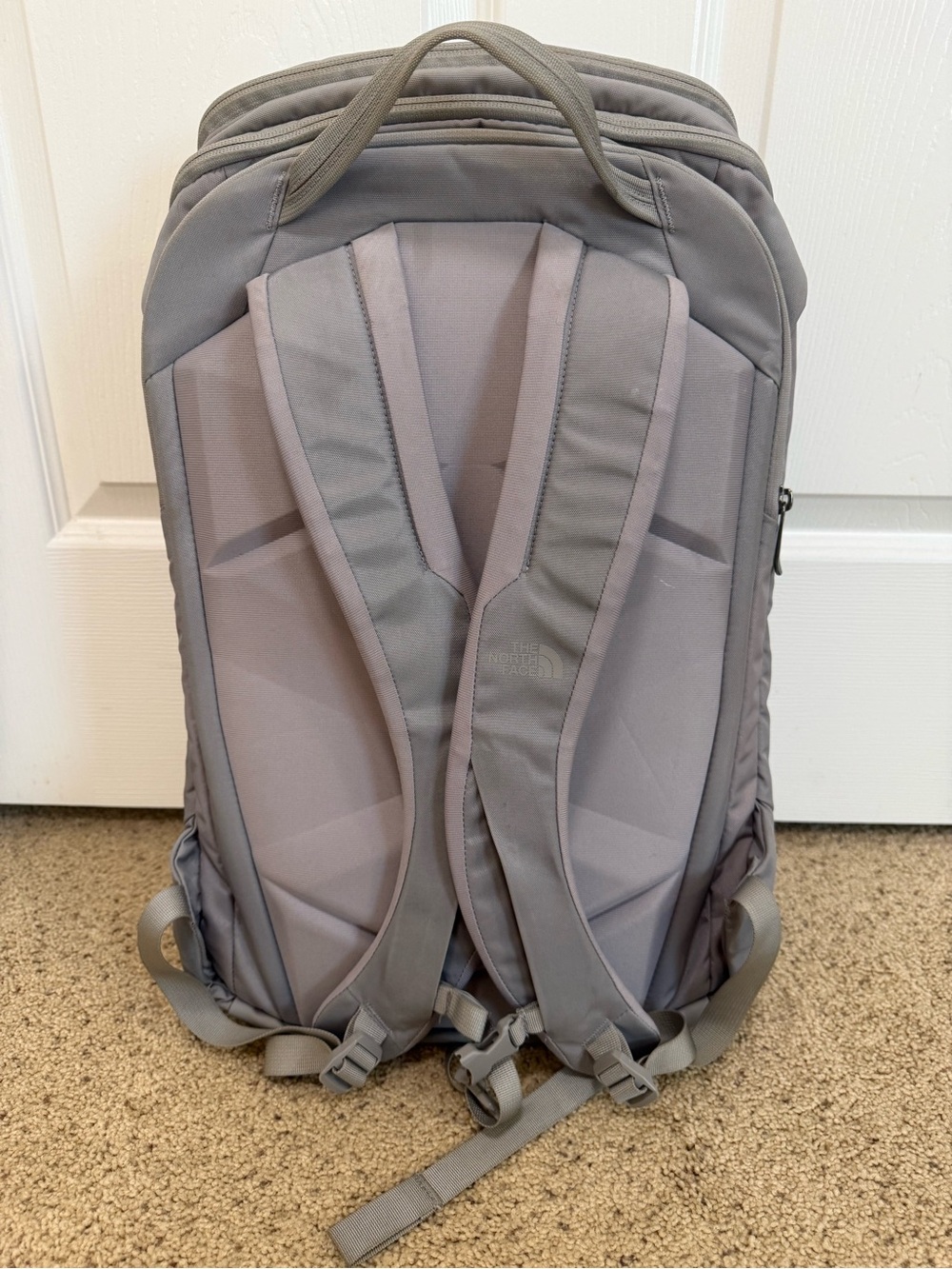 The North Face Grey Everyday Backpack - Flexvent - Picture 3 of 11